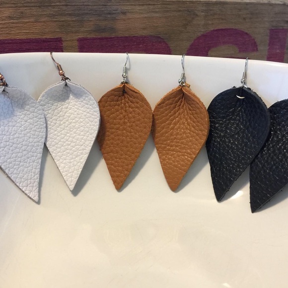 Leather Leaf Earrings 🍂 🍁 - Picture 3 of 4
